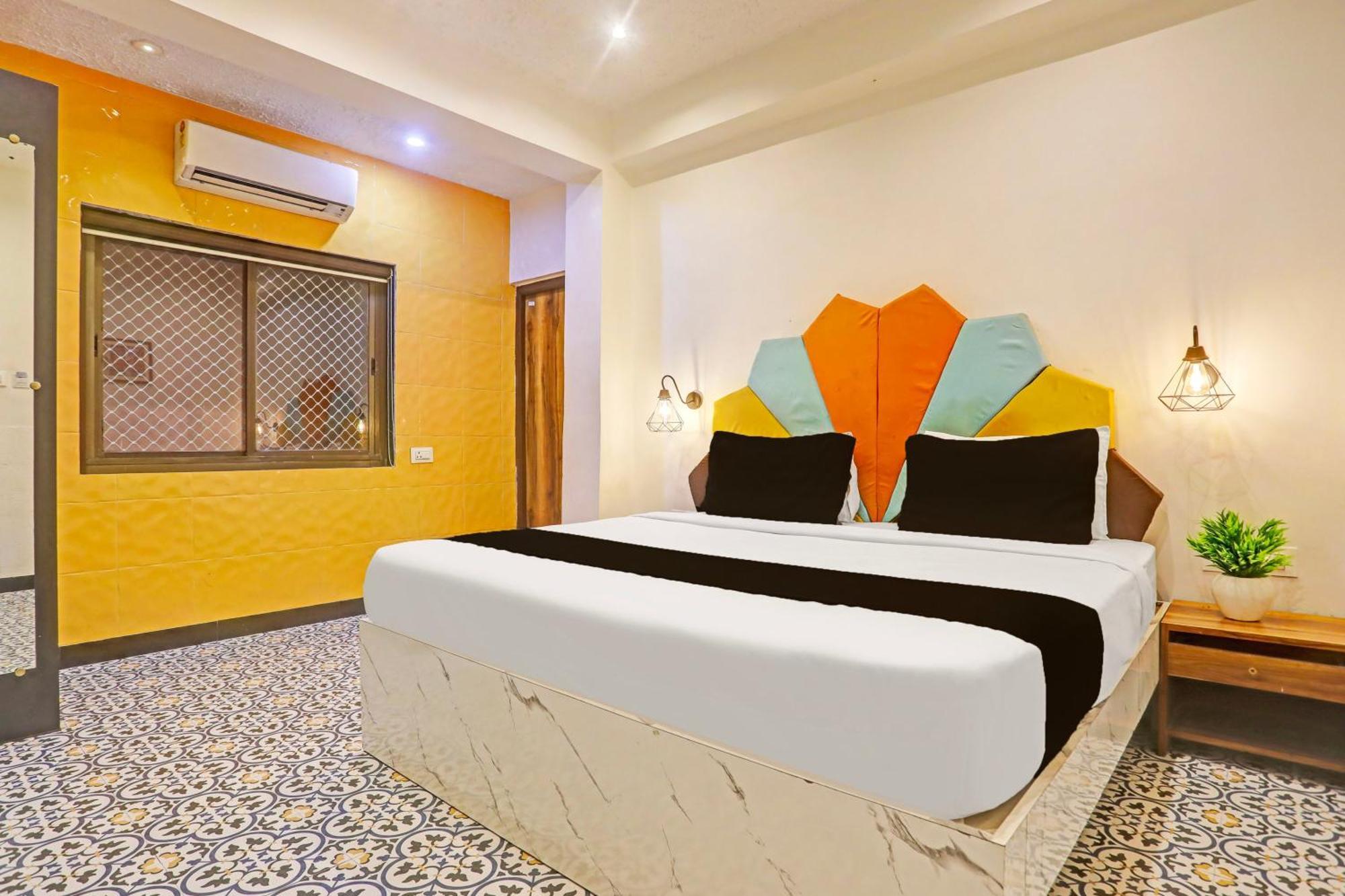 Super Townhouse Cantonment Varanasi Formerly Sarin Inn Exterior foto